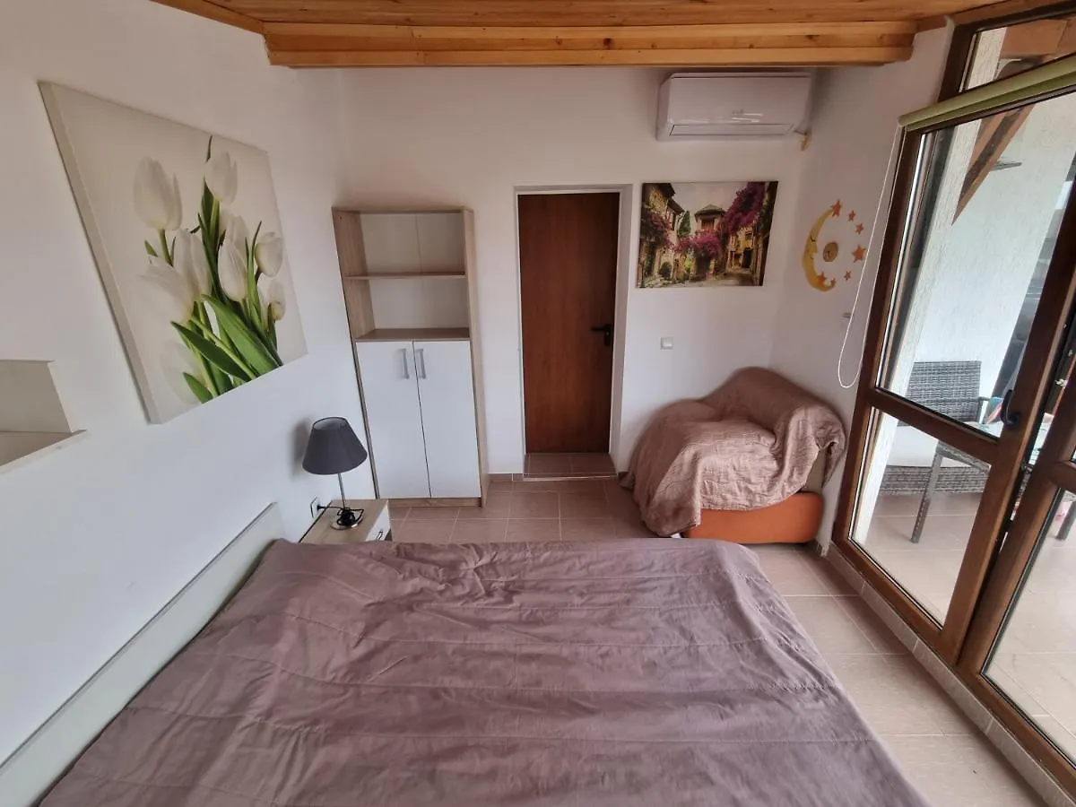 Aparthotel Apartments Primorsko