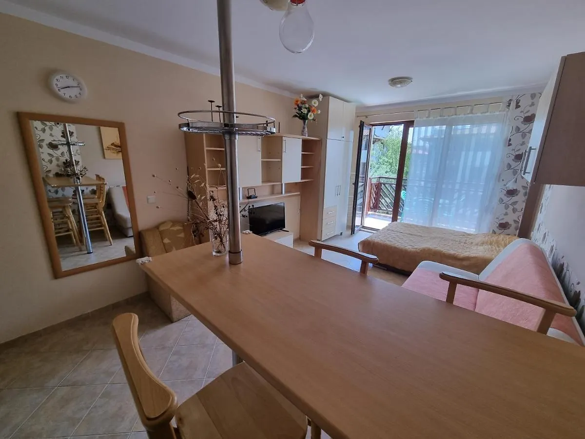 Apartments Primorsko Aparthotel