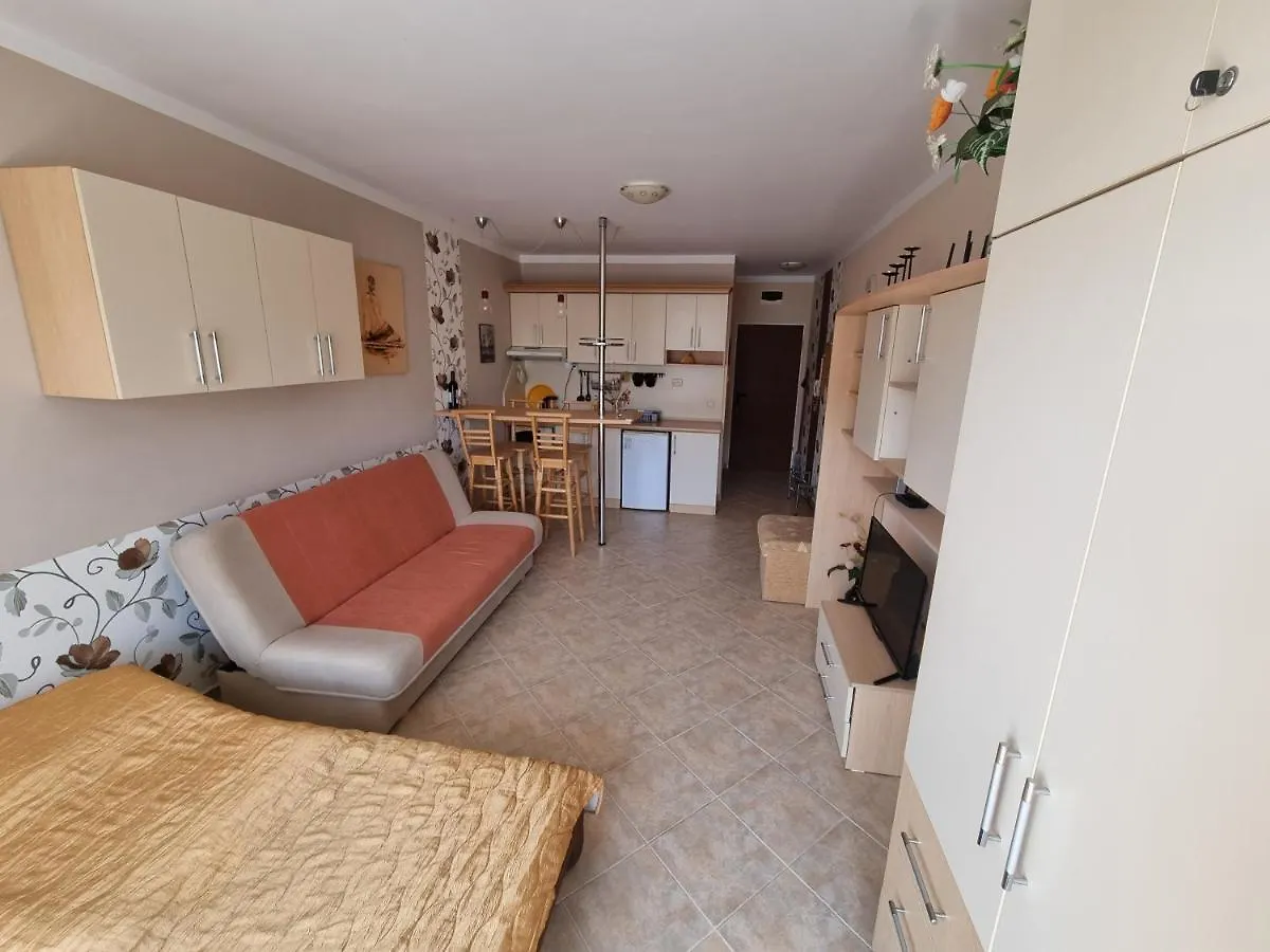 Apartments Primorsko 3*,  Bulgarien