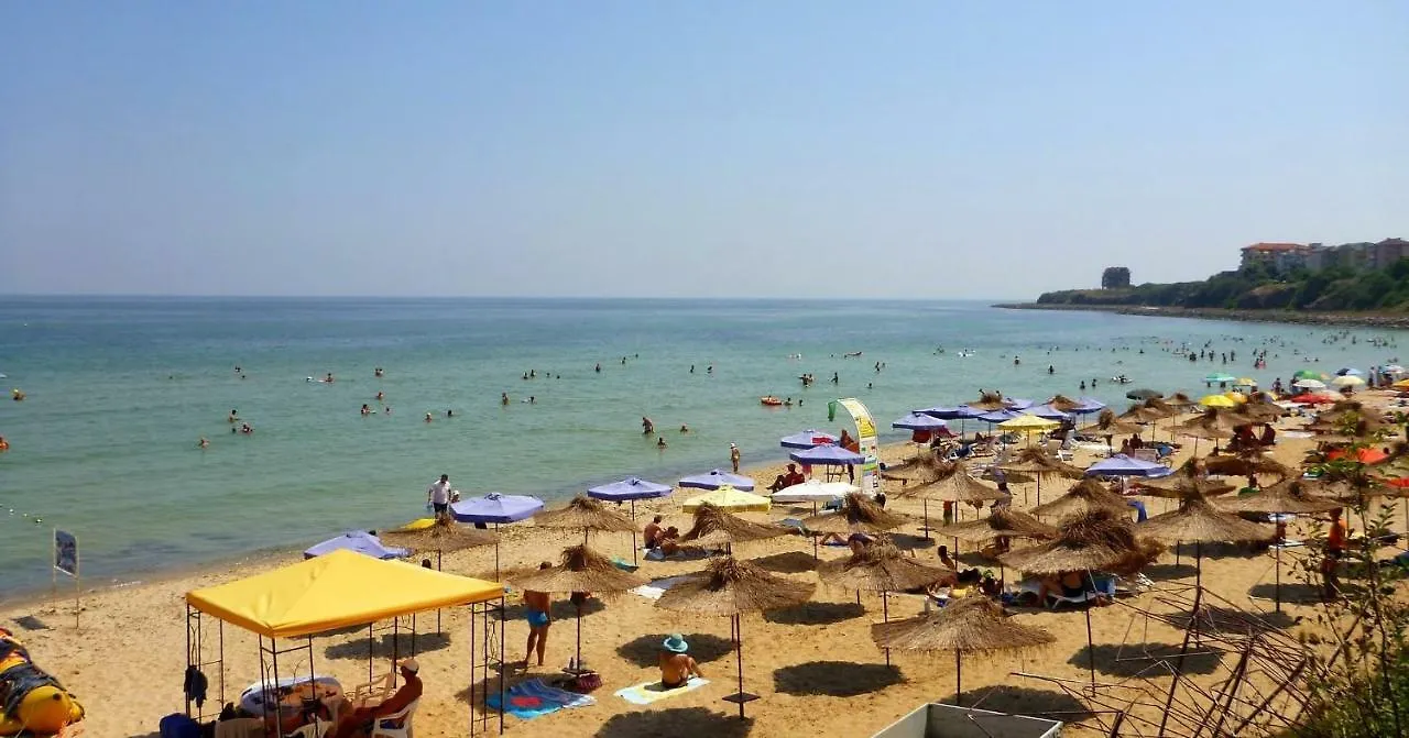 Apartments Primorsko Lejlighedshotel